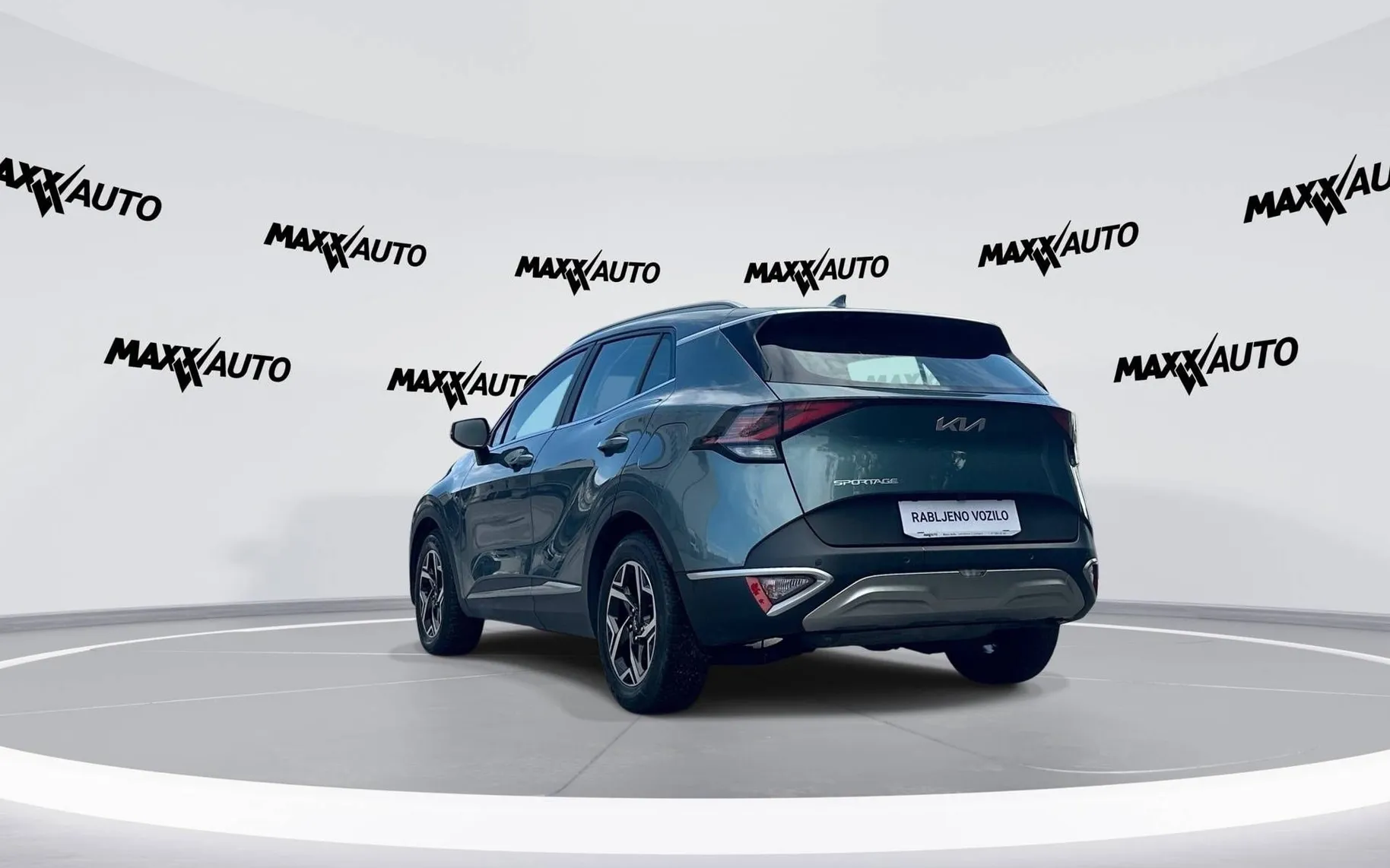 Notranja slika - KIA Sportage - 2WD 1.6 T-GDI MHEV LX Fresh ISG DCT - 7