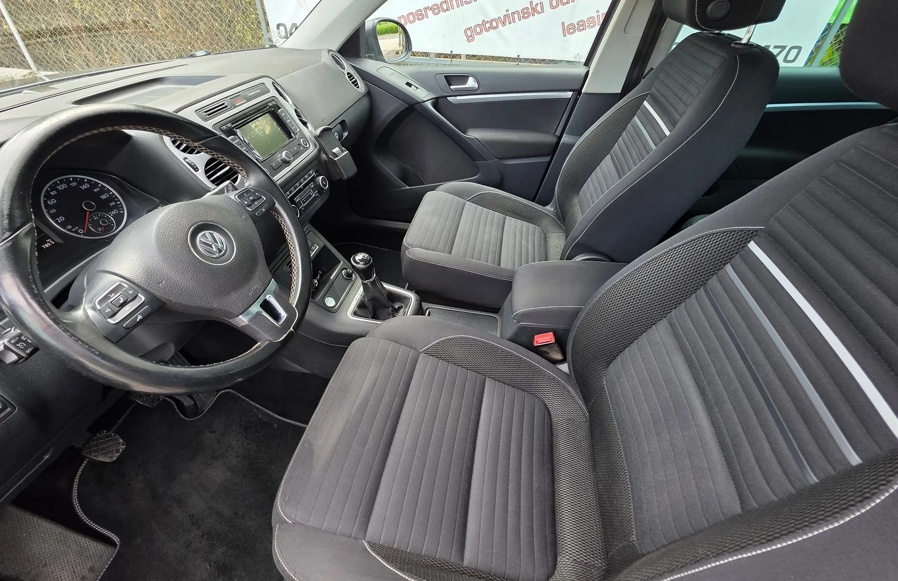 Zunanja slika - Volkswagen Tiguan - 2.0 TDI 4MOTION BMT XENON-GRETJE-KAMERA-GRETJE SŽ - 10