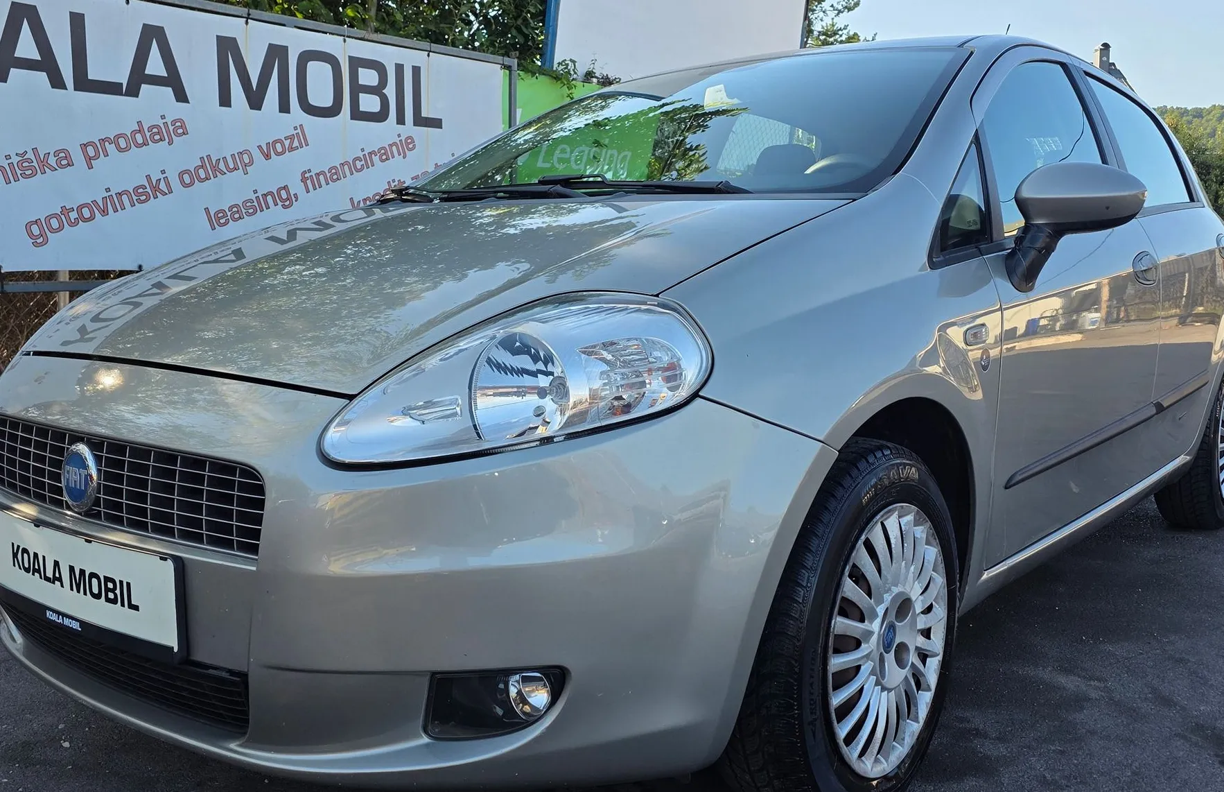 Zunanja slika - Fiat Punto - Grande 1.4 KLIMA-SLOVENSKI-LEP - 17