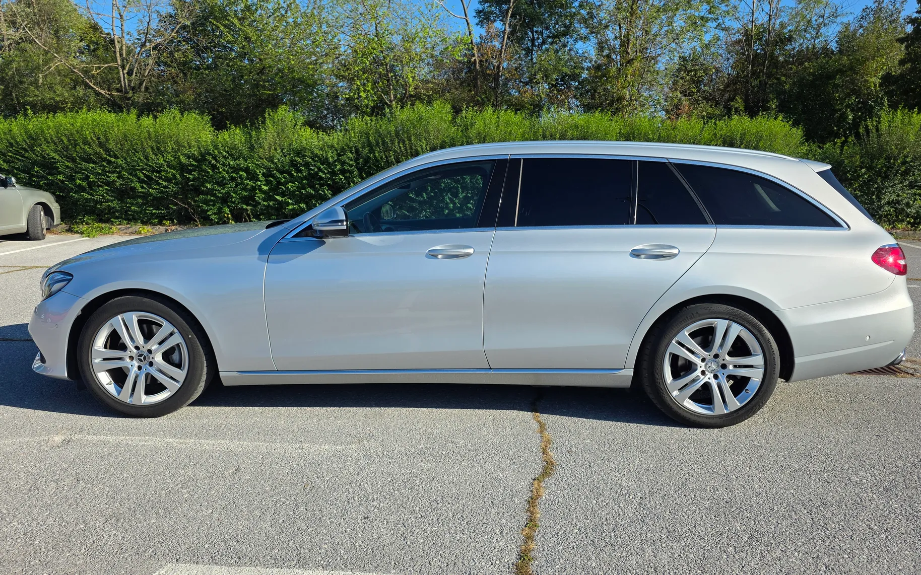Zunanja slika - Mercedes-Benz E-Razred - E 220 dT - 5