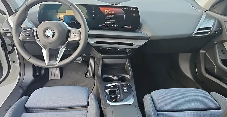 Zunanja slika - BMW Serija 1 - : 118d  AT  M SPORT - SLO - Na voljo maj 2026 - 12