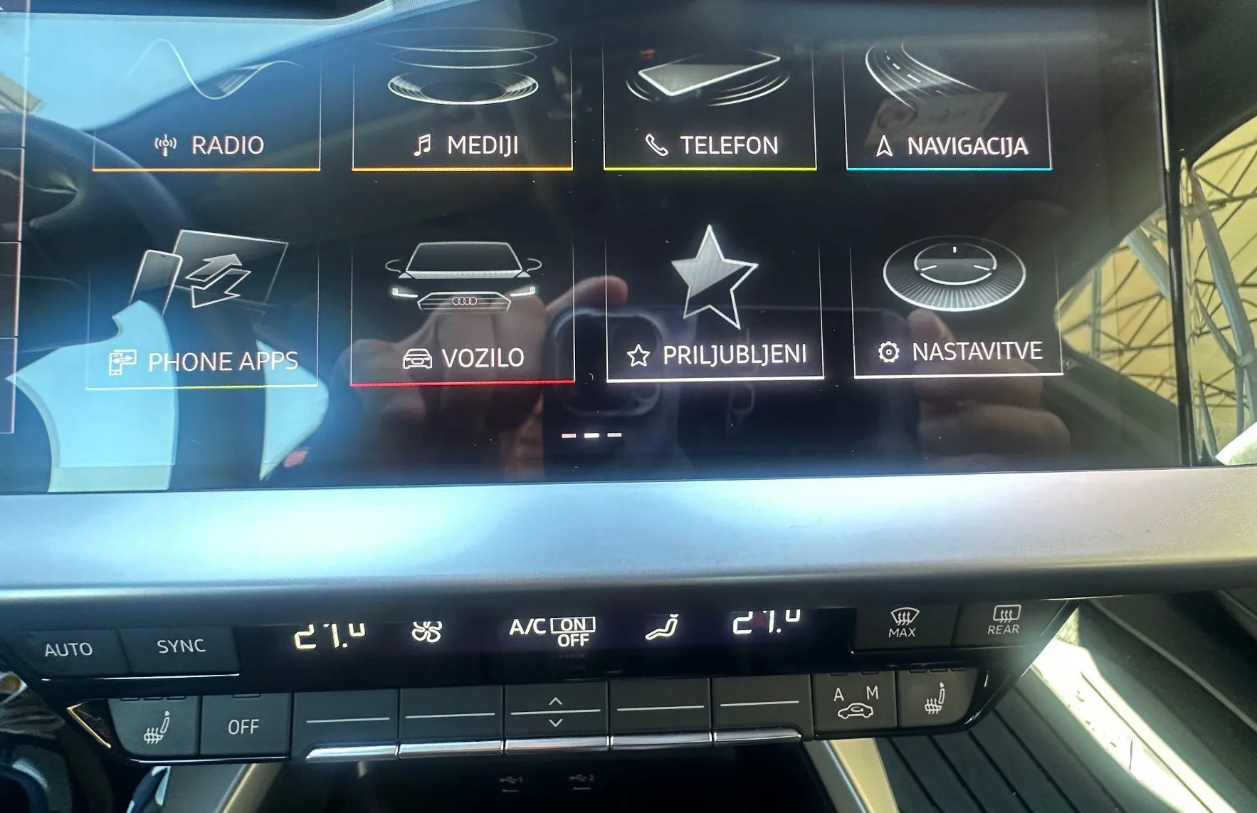Zunanja slika - Audi A3 - 40 TFSI S tronic.110 KW.KAMERA.NAVI+4ALU.TOP - 12