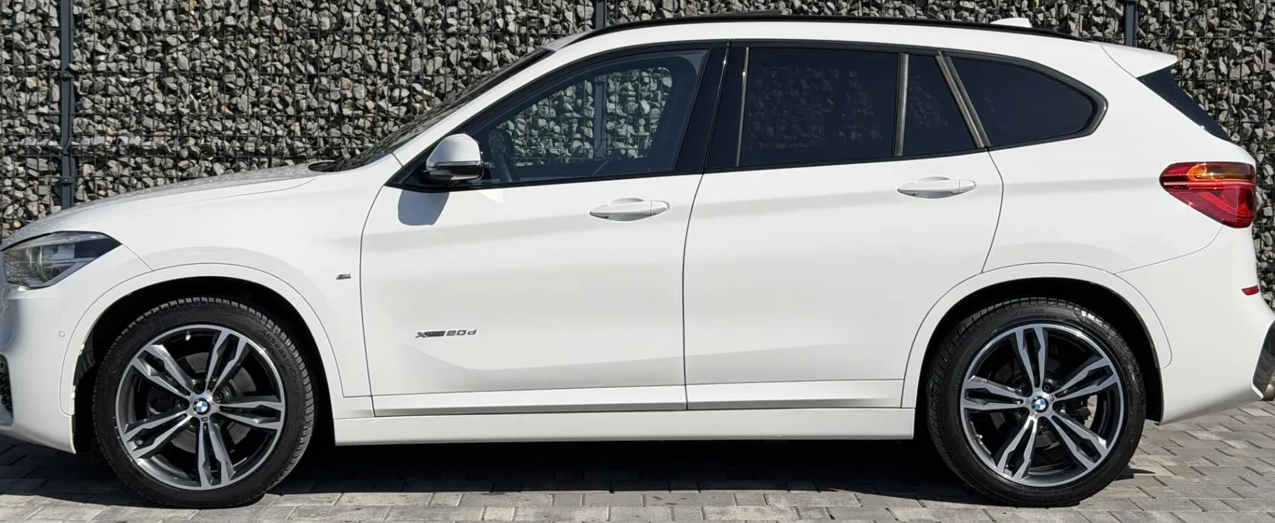 Zunanja slika - BMW X1 - serija :  xDrive20d M Sport |HUD|KAM|PANO|AMBI| - 7