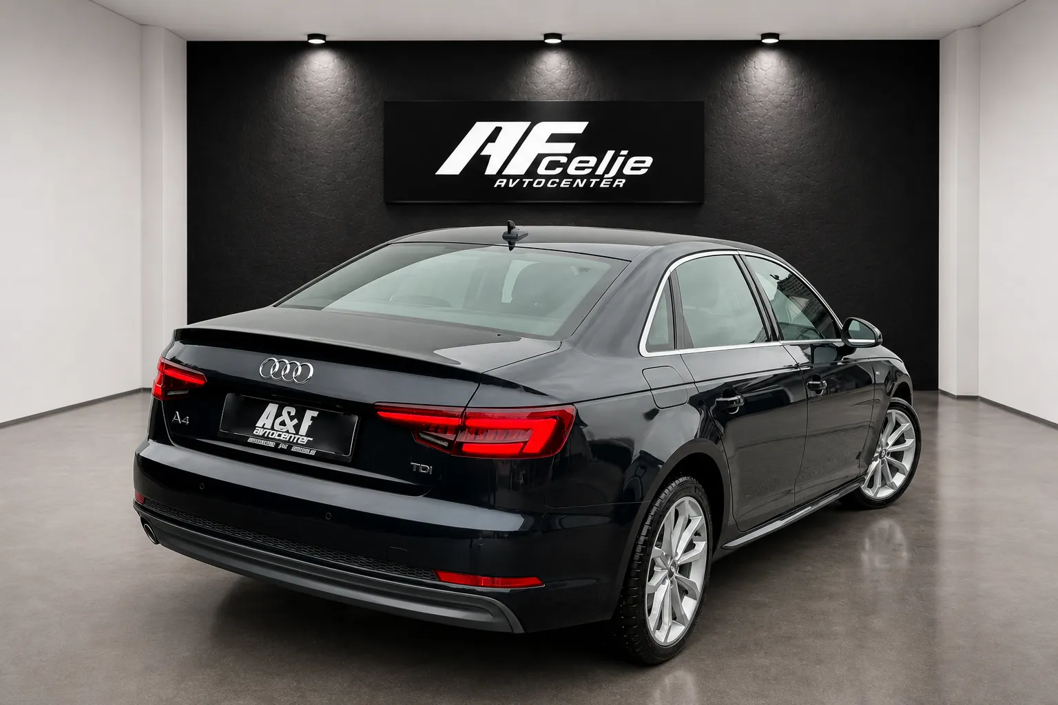 Zunanja slika - Audi A4 - 2.0 TDI-S LINE-XENON+LED-LIZING ZA TUJCE-NAVI- - 5