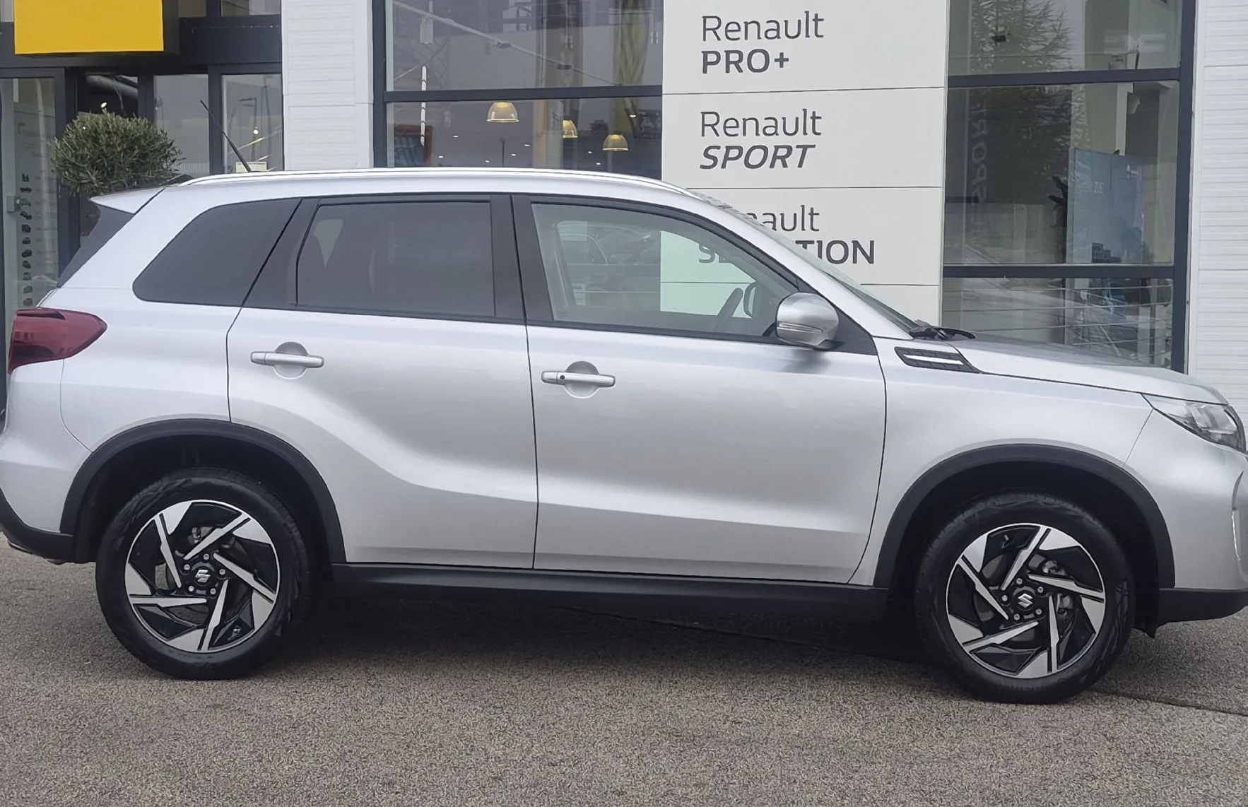 Zunanja slika - Suzuki Vitara - 1.4 Boosterjet AllGrip Hibrid Elegance - 4