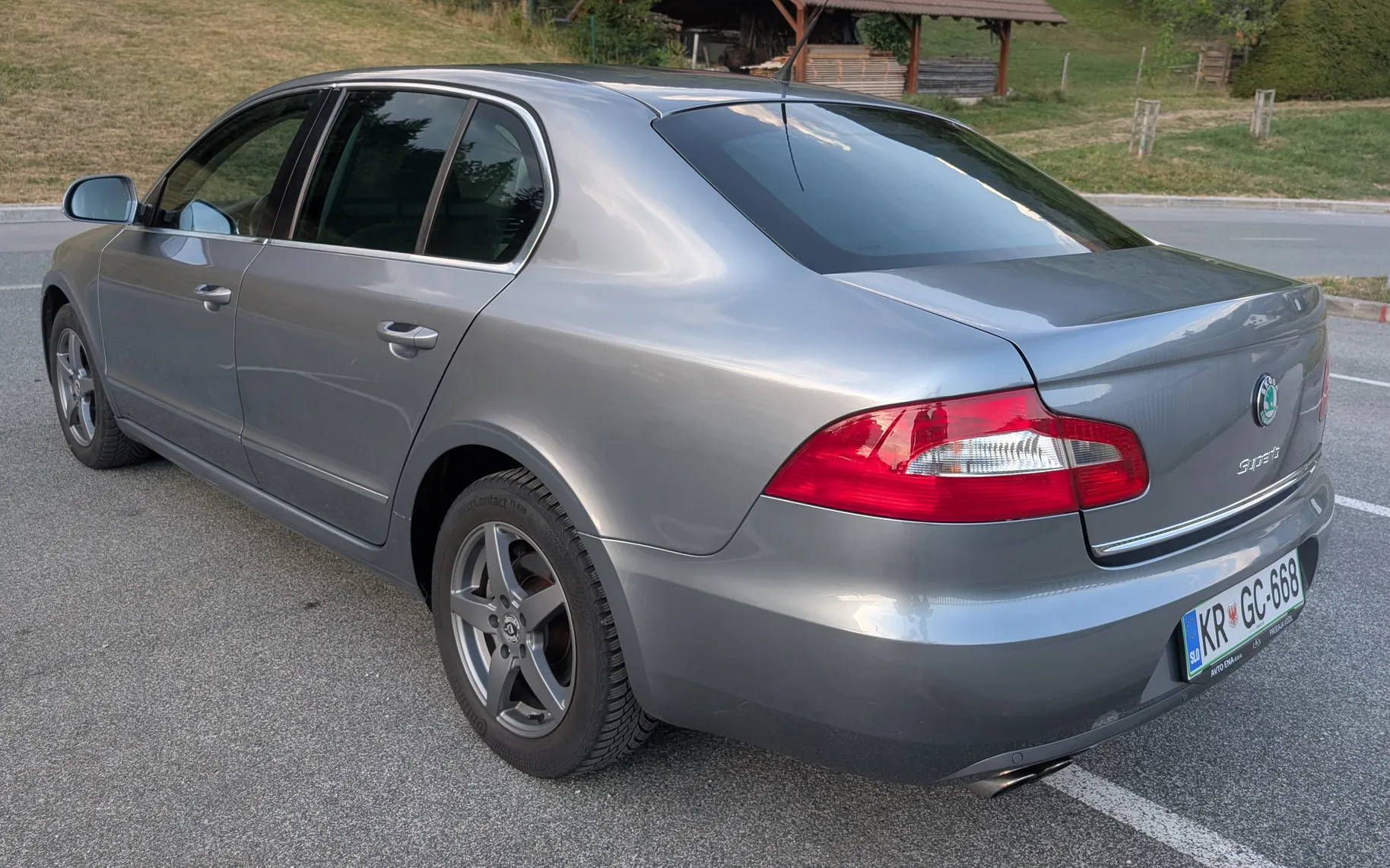 Zunanja slika - Škoda Superb - Škoda  Elegance 1.8 TSI - 2