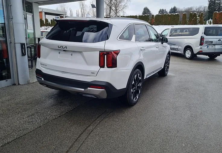Zunanja slika - KIA Sorento - 2.2 TCi EX Limited Pano. AWD 8DCT 142kW - 5