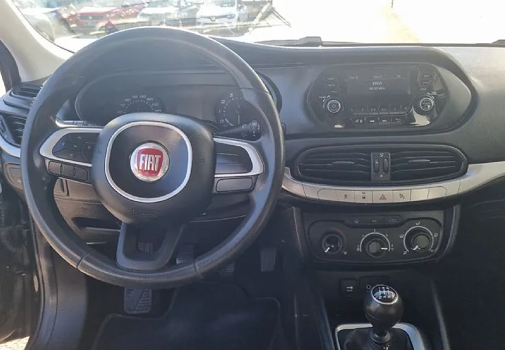Zunanja slika - Fiat Tipo - SW 1.4 16V Pop 76683 KM, PRVI LASTNIK - 10
