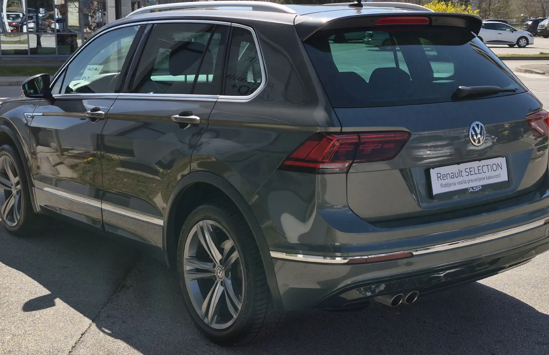 Zunanja slika - Volkswagen Tiguan - 2.0 TDI SCR 4MOTION BMT Comfortline - 7