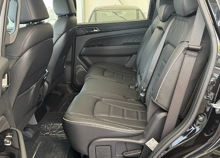 Zunanja slika - KG Mobility Rexton - 2.2 XDI LIMITED+  18 . 4x4 A T... - 12