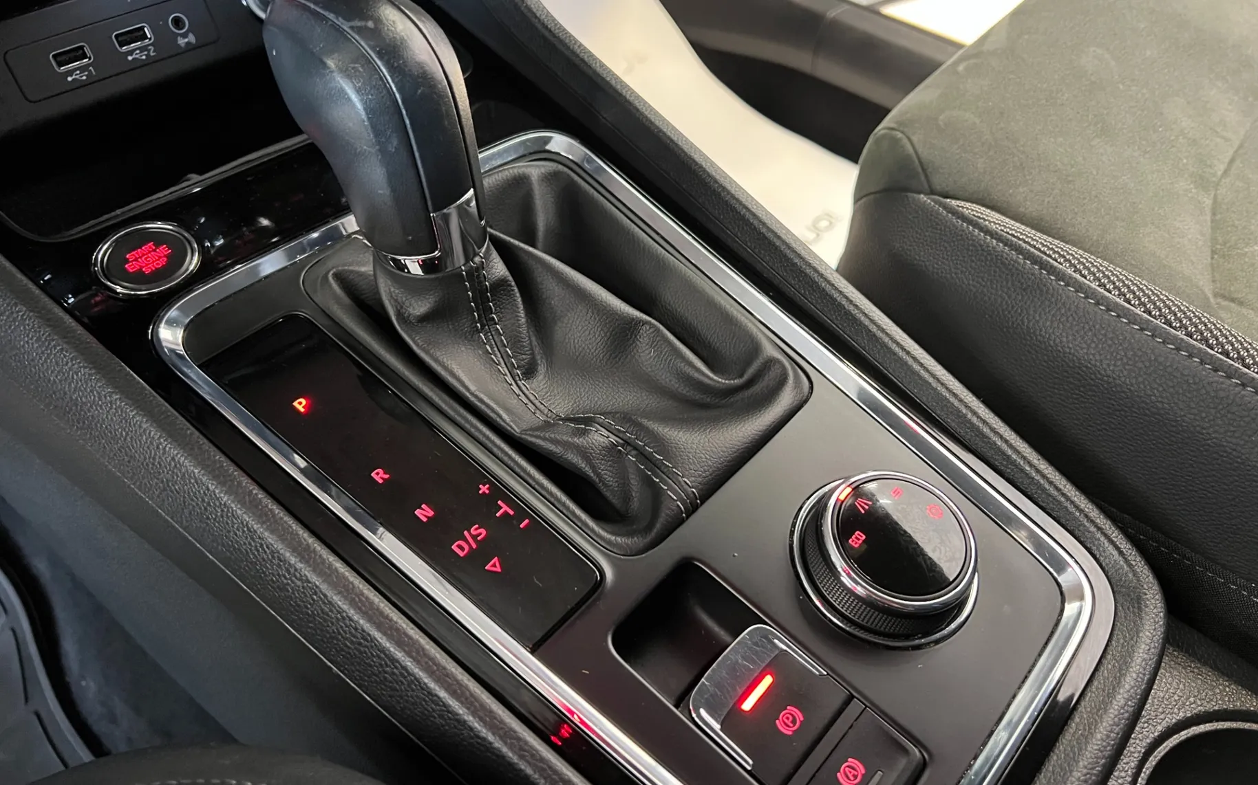 Zunanja slika - Seat Ateca - 2,0 TDI FR DSG - 19