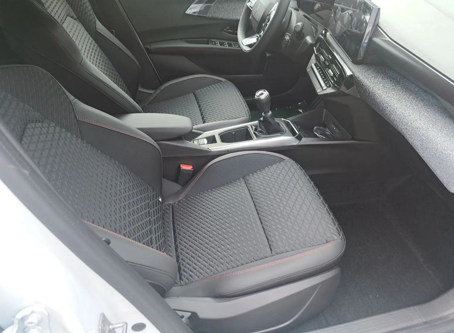 Zunanja slika - Renault Clio - techno TCE 115 - 11