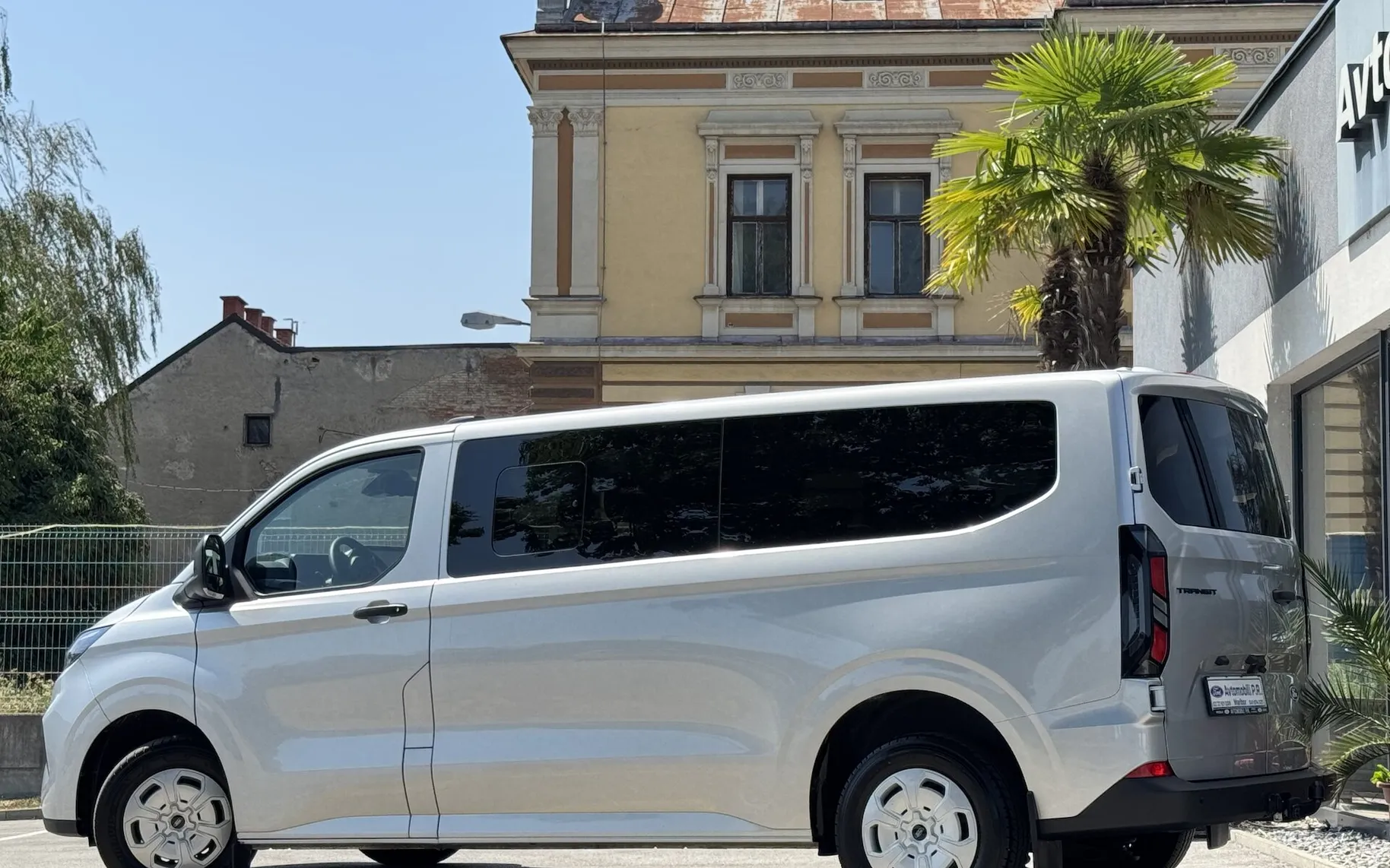 Zunanja slika - Ford Transit Custom - Kombi 320 2.0 TDCi L2H1  DMR  Trend AVT 4X4 SLO - 5