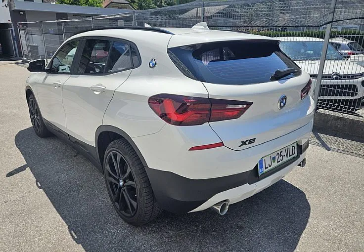 Zunanja slika - BMW X2 - serija : sDrive18d - LED - ALU - NAVI - PDC - 5