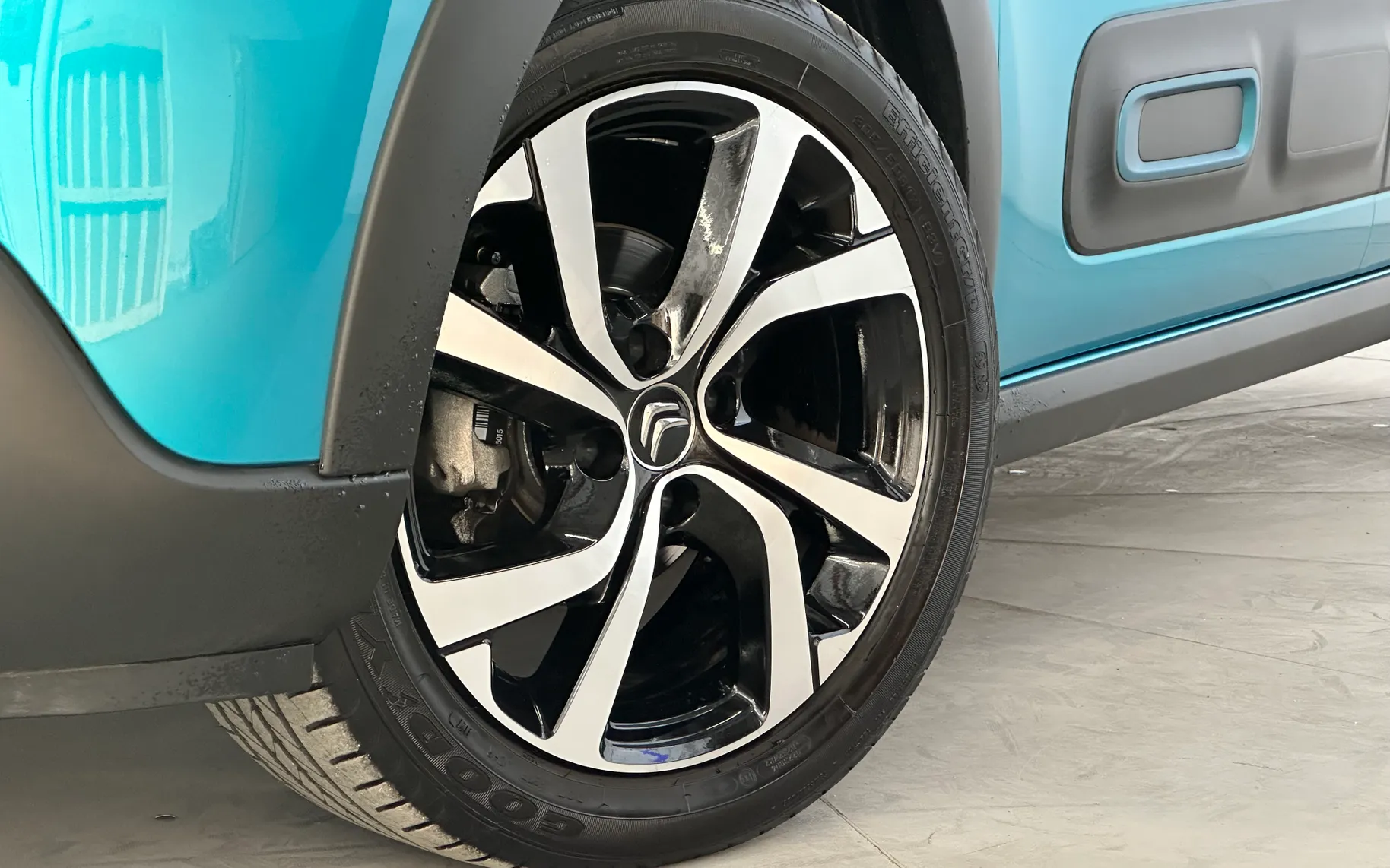 Zunanja slika - Citroën C3 - Shine PureTech aut. + 5 LET JAMSTVA - 3