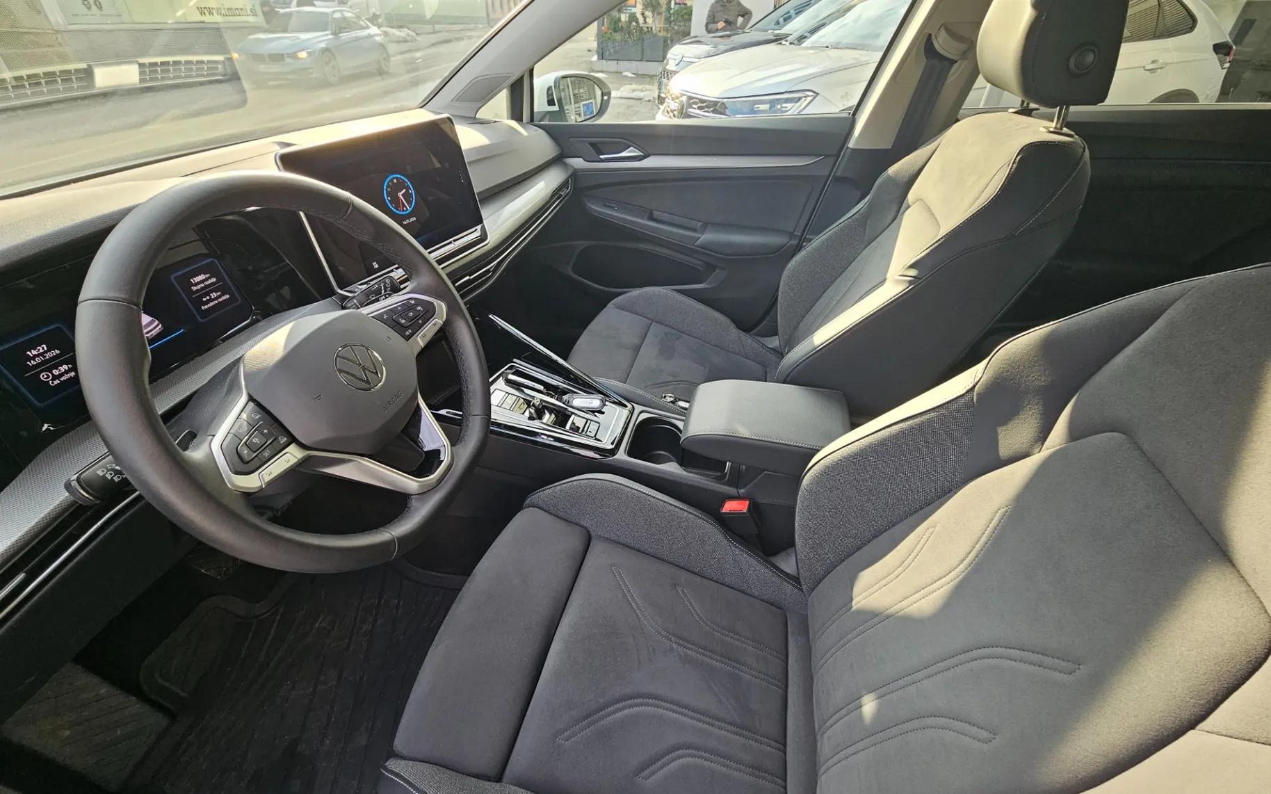Zunanja slika - Volkswagen Golf - 1.5 TSI eHybrid DSG Style 150kW - 6
