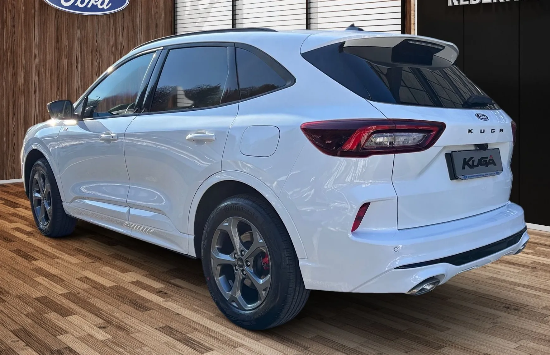 Zunanja slika - Ford Kuga - ST-Line X 1.5 EcoBoost 186PS A8 FWD - 5