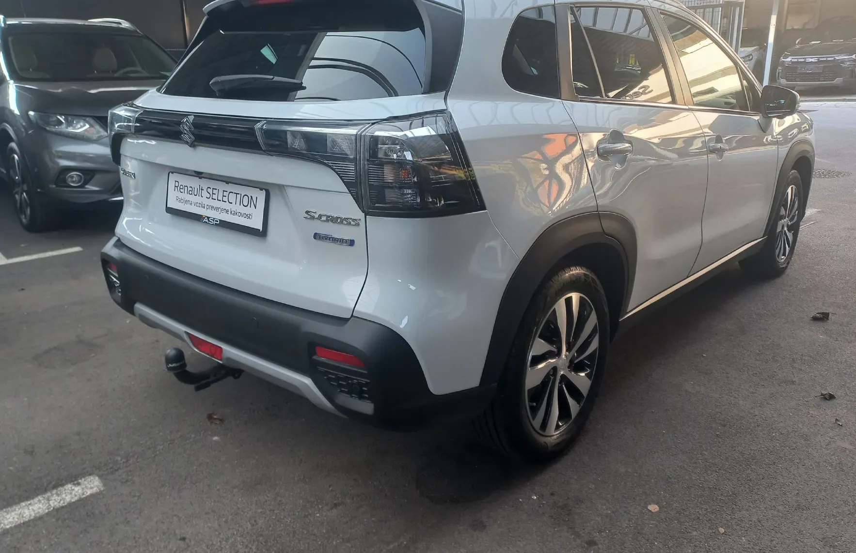 Zunanja slika - Suzuki S-Cross - SX 4 1.4 Boosterjet AllGrip Hibrid Elegance - 3