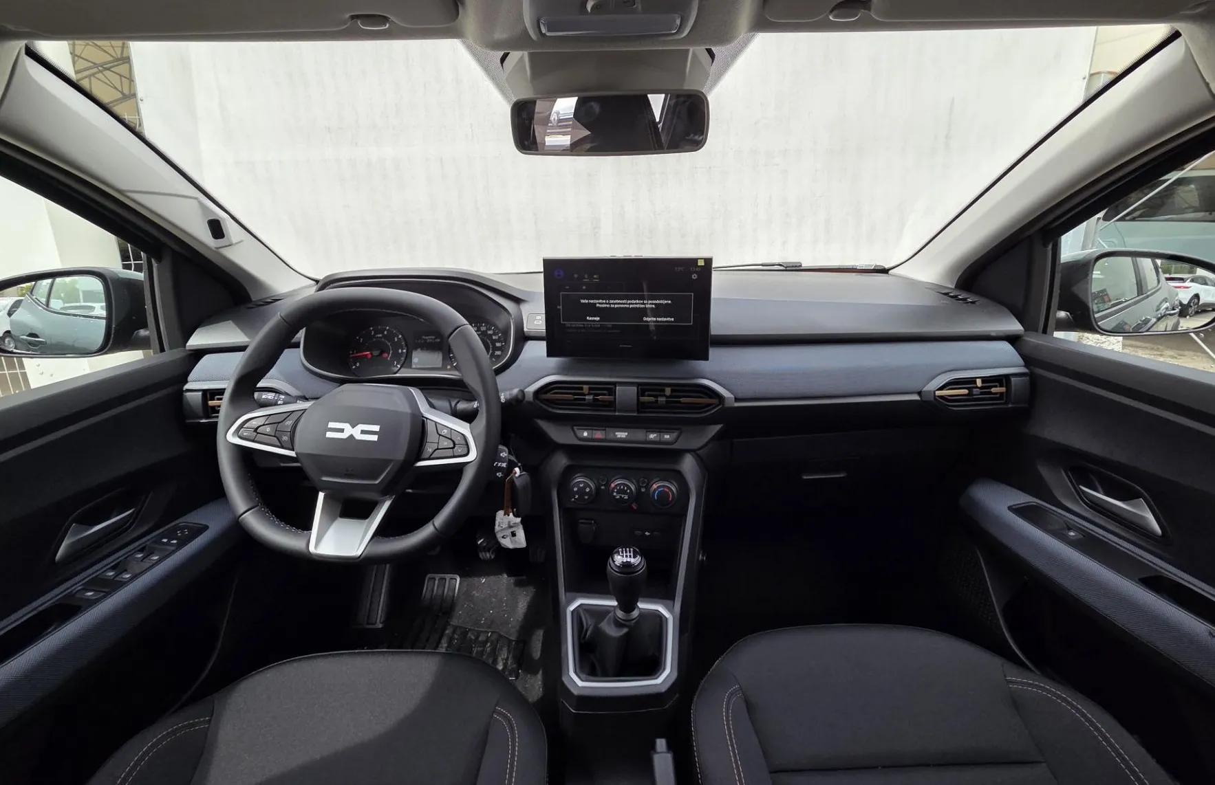 Zunanja slika - Dacia Sandero - Stepway Expression TCe110 + Paket Zima - 9
