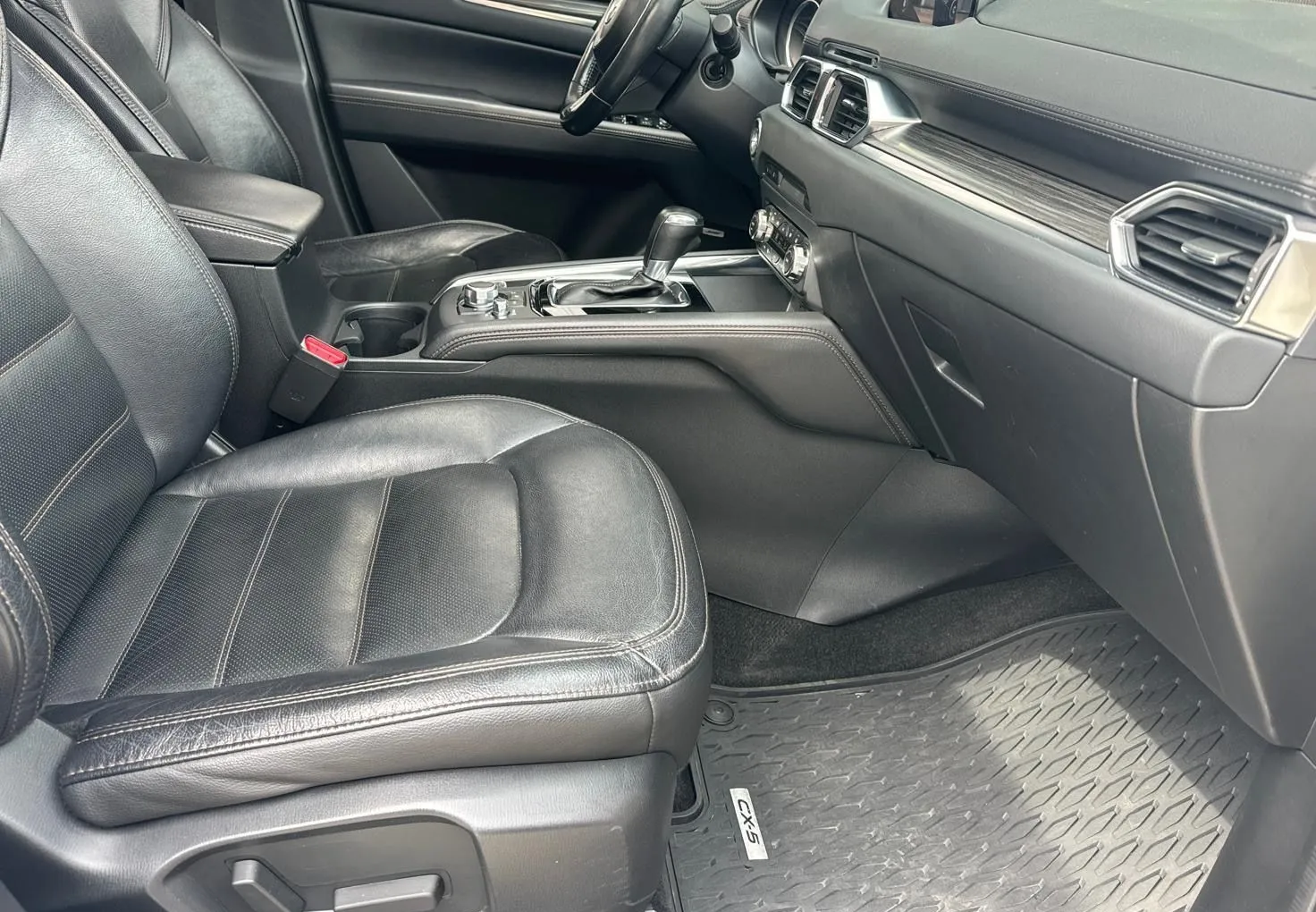 Zunanja slika - Mazda CX-5 - CD175-AWD-REVOLUTION-HEADUP-PANO-RADAR-USNJE - 11