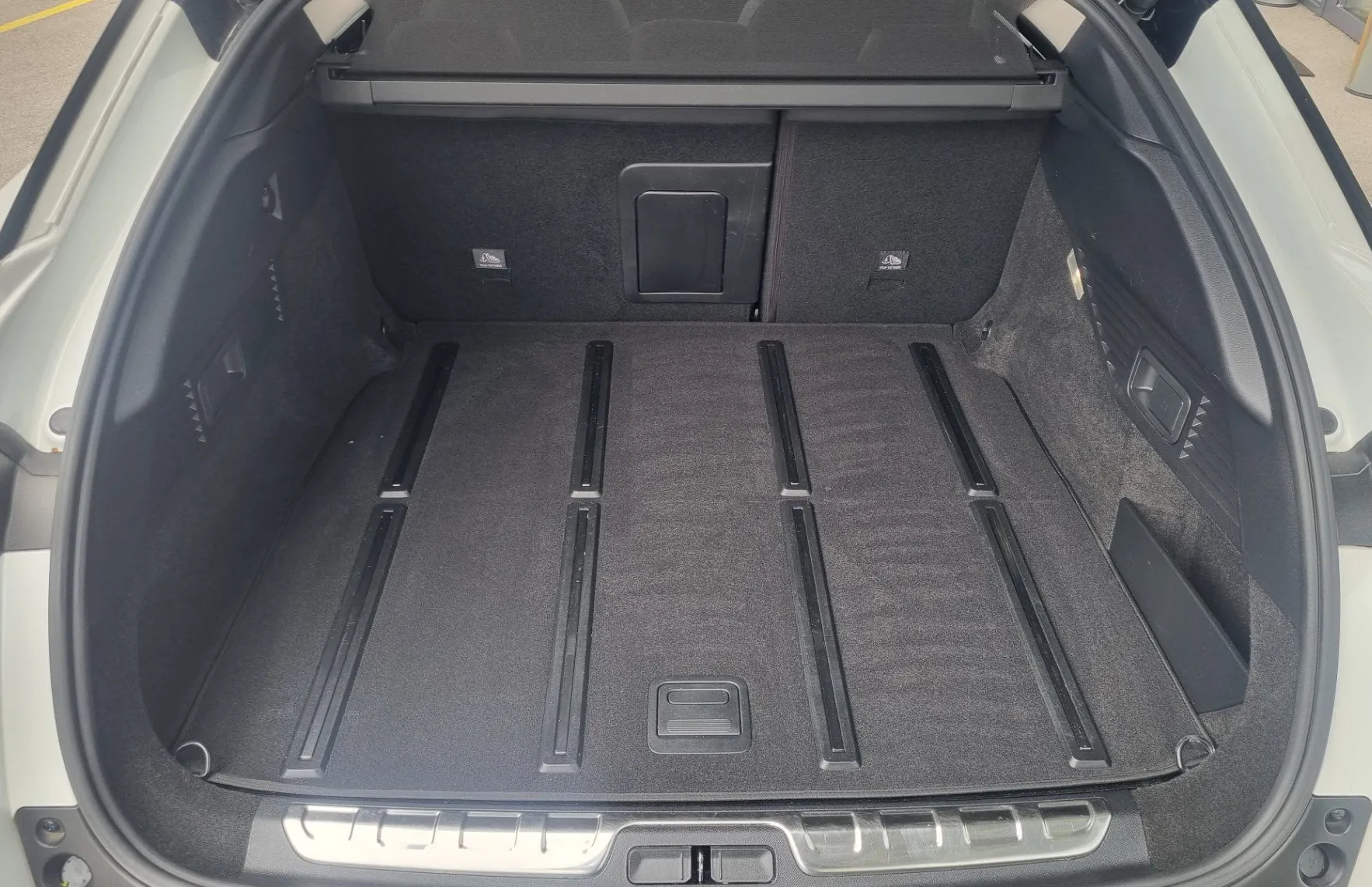 Zunanja slika - Citroën C5 X - 1.6 PHEV SHINE PACK - POTRJENA SERVISNA - ODLIČEN - 13