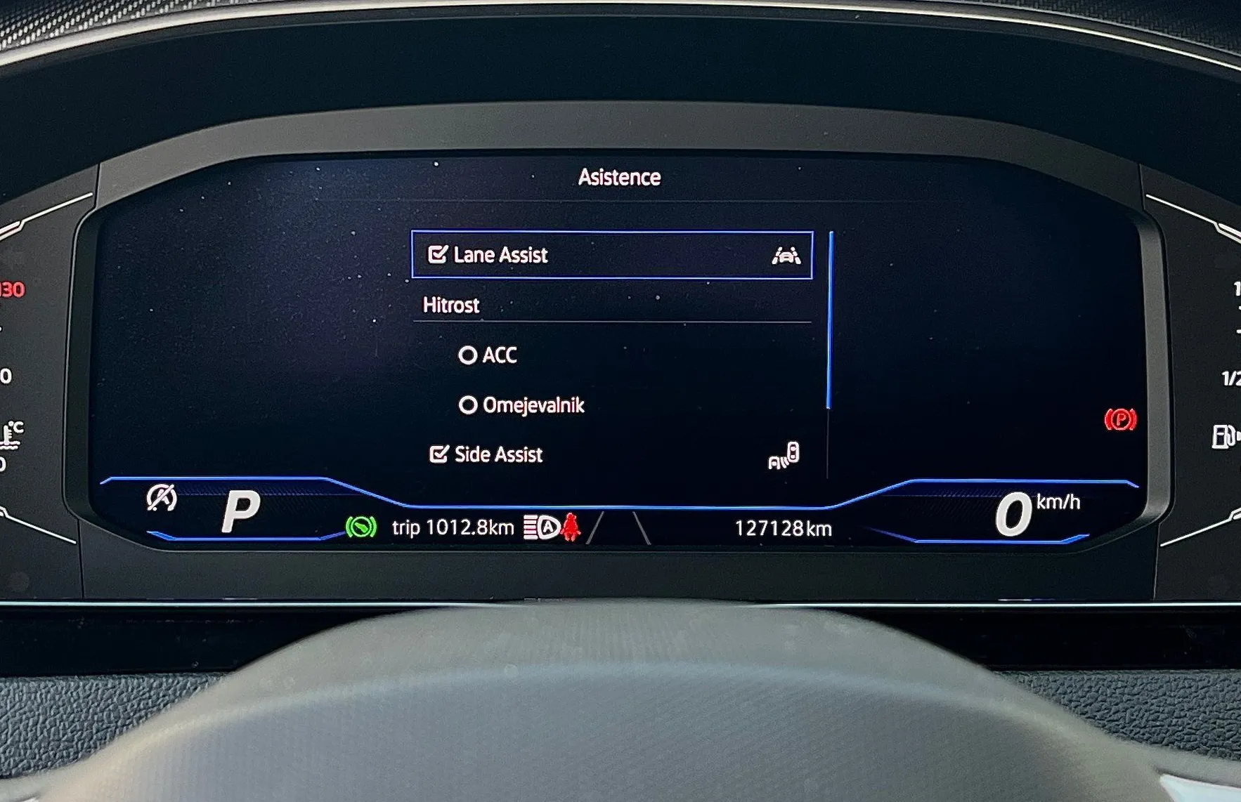 Zunanja slika - Volkswagen Arteon - 2.0TDI DSG R-Line IQ.MATRIX•ACC•BLIS•GRETJE•KLJUKA - 10