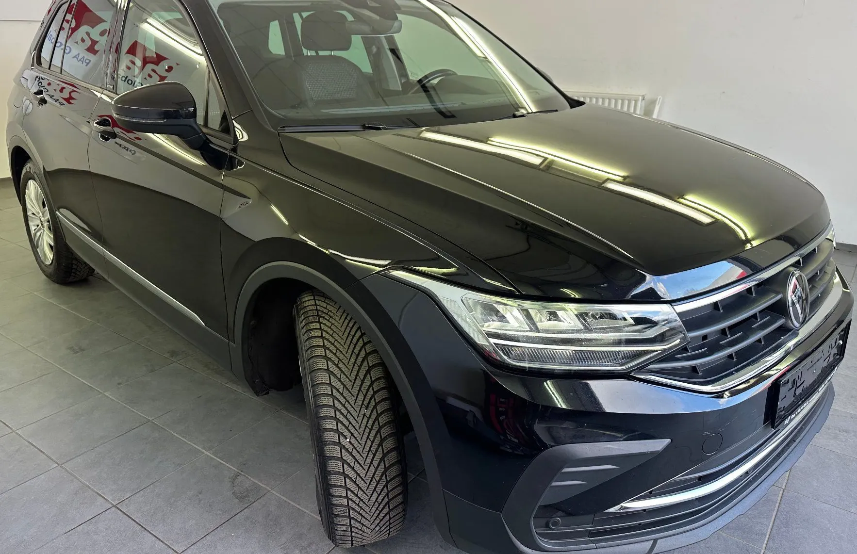 Zunanja slika - Volkswagen Tiguan - 2.0 TDI 110kW.NEMŠKI+4ALU.NAVI.AUT.GRET.SED.LED - 2