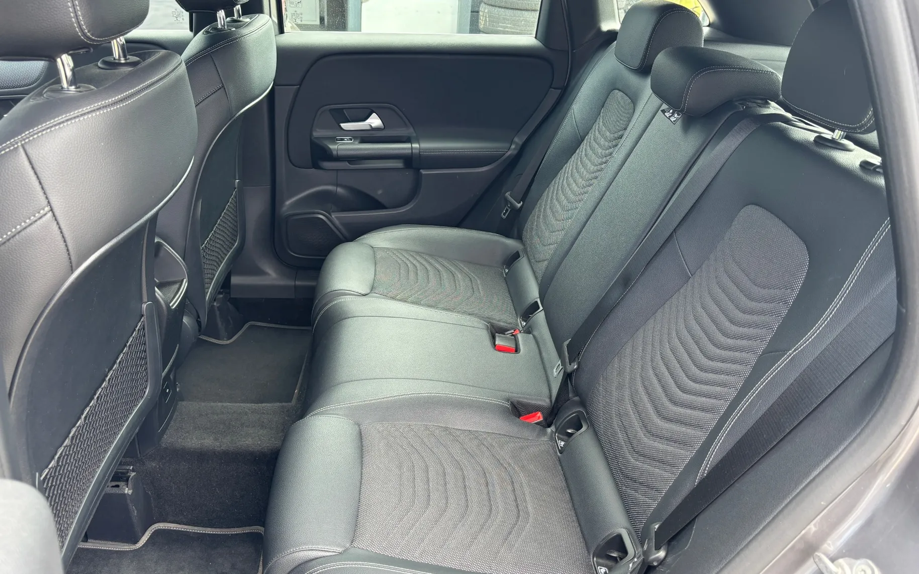 Zunanja slika - Mercedes-Benz B Class - B-Razred B 180 Avt. - 14