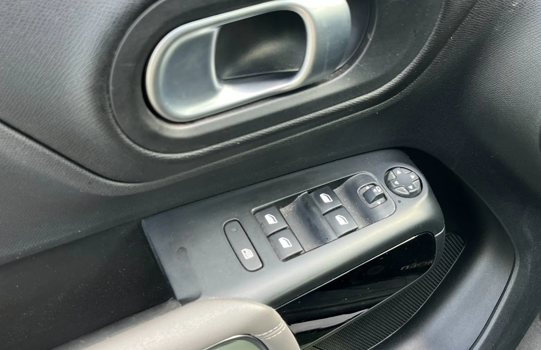 Zunanja slika - Citroën C5 Aircross - 1.2 PureTech 130 S S LED. NAVI. 2X PDC. VZR KAM. - 11