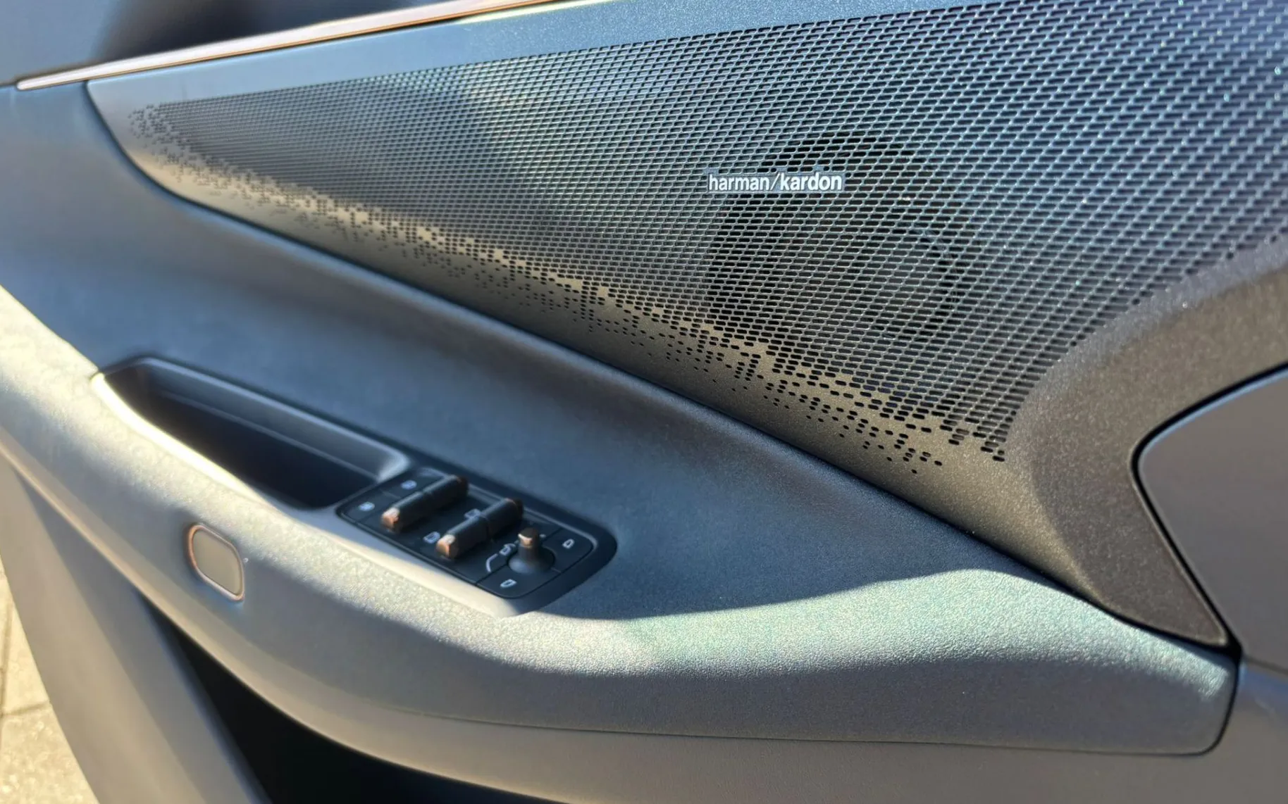 Zunanja slika - Lynk & Co 08 - MORE PHEV - 13