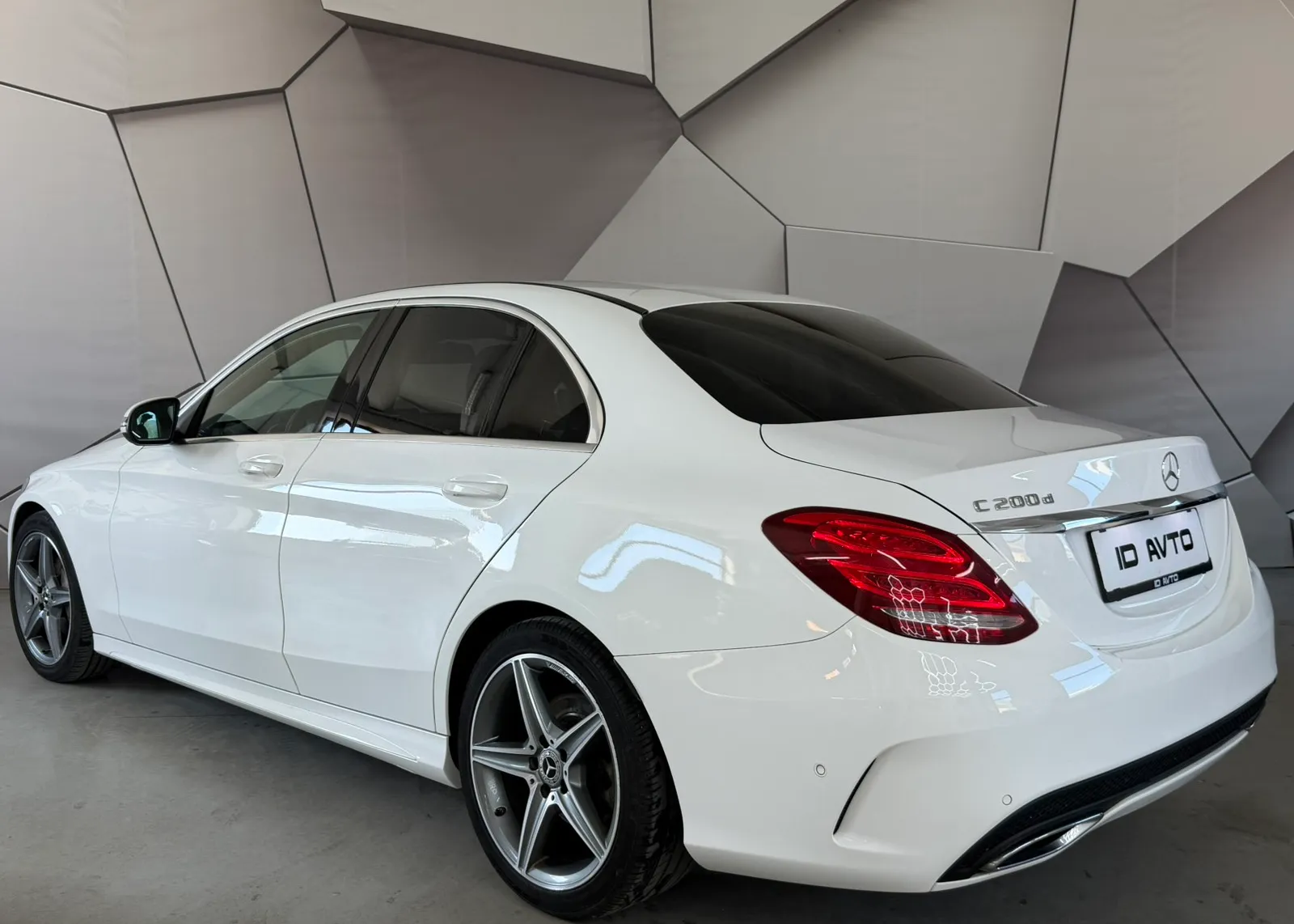 Zunanja slika - Mercedes-Benz C-Razred - C 200 d - 3