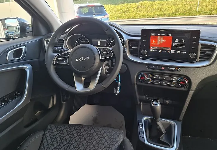 Zunanja slika - KIA Ceed - 1.0 T-GDi EX Champion+ 74 kW - 7