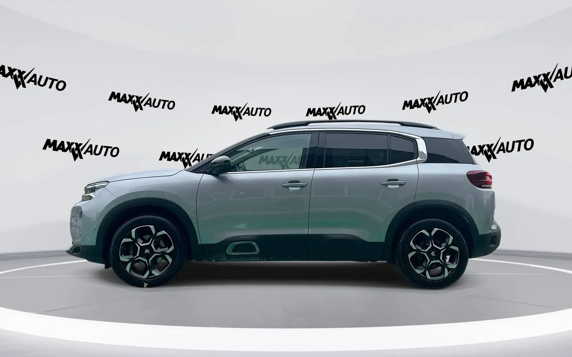Notranja slika - Citroën C5 Aircross - PureTech 130 S S Shine Avt. - 8