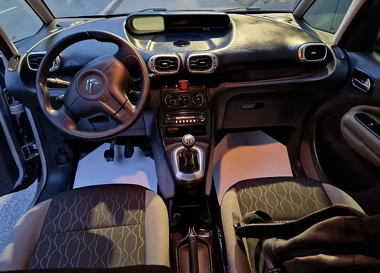 Zunanja slika - Citroën C3 Picasso - PureTech 110 BVM - 9