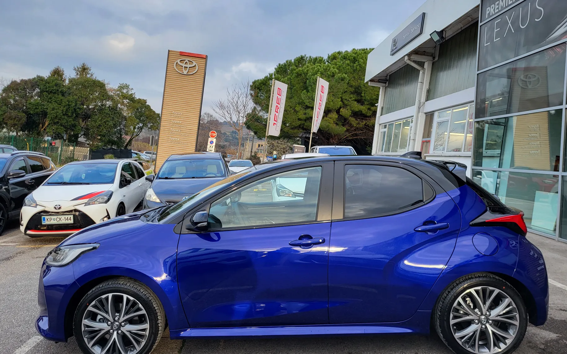 Zunanja slika - Toyota Yaris - Yaris - 8