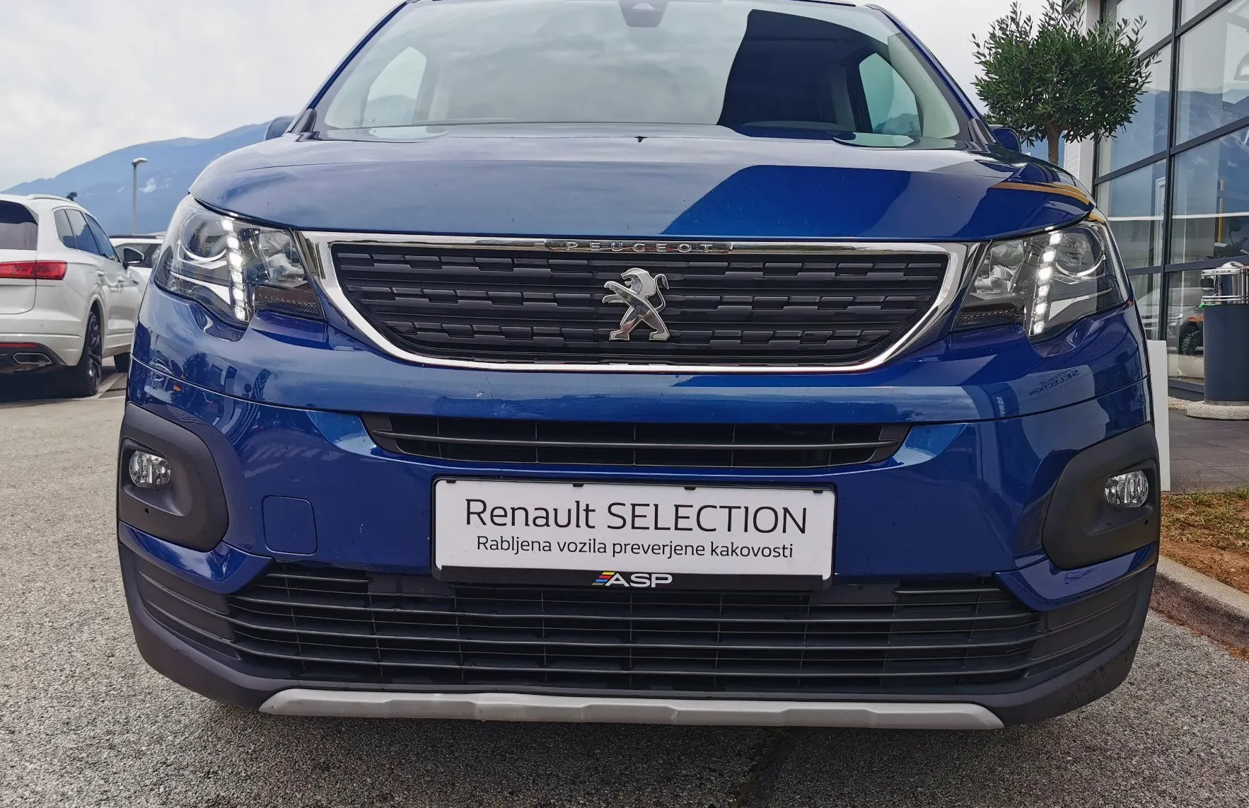 Zunanja slika - Peugeot Rifter - 1.5 HDi L1 AUT. - 2
