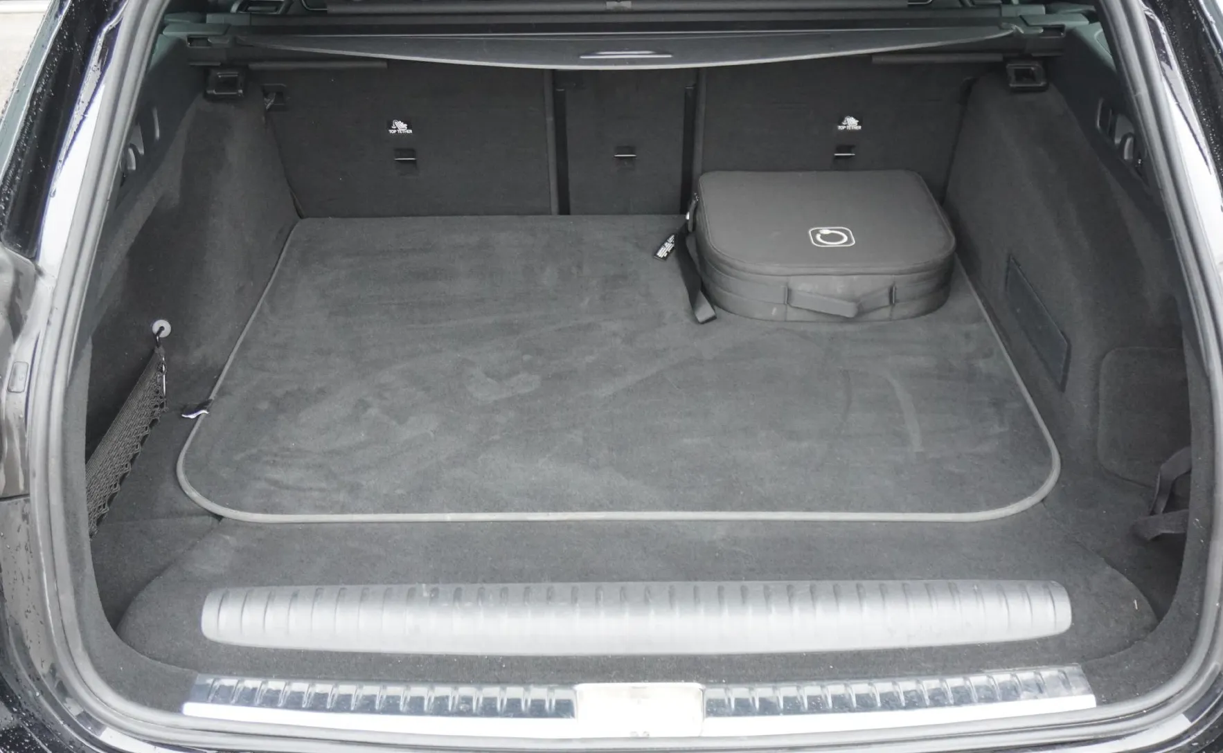 Zunanja slika - Mercedes-Benz E-Razred - E 300 e T AMG LINE - 10