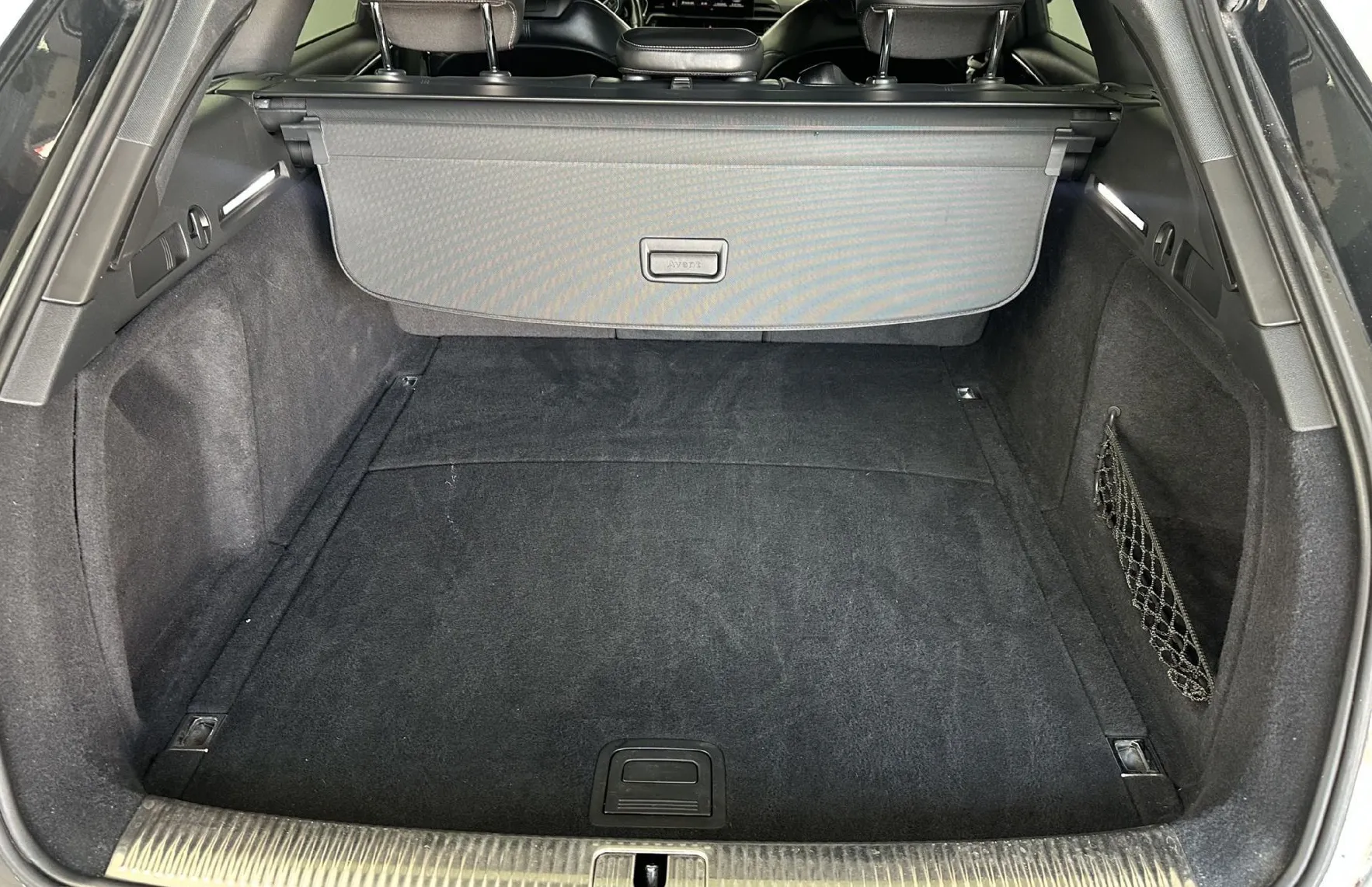Zunanja slika - Audi A4 - Avant 30 TDI S line S tronic.KAMERA.NAVI.LED.USNJE.ALU - 16