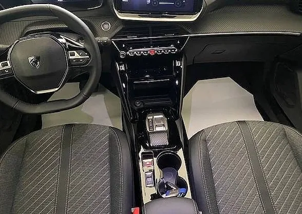 Zunanja slika - Peugeot 2008 - e-ALLURE 54 kWh-ACC-2.KAM-NAVI-KLJUKA ITD. - 7