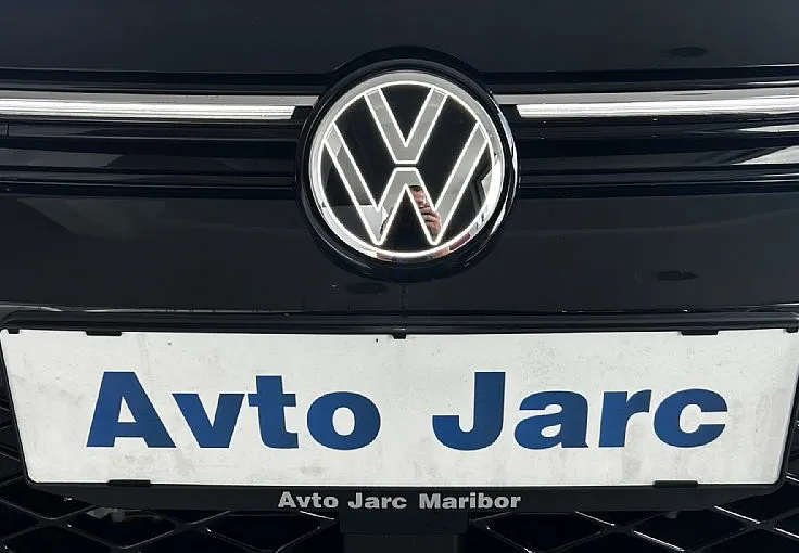 Zunanja slika - Volkswagen Golf - Variant 1.5 eTSI 4JOY DSG-SLO - 12