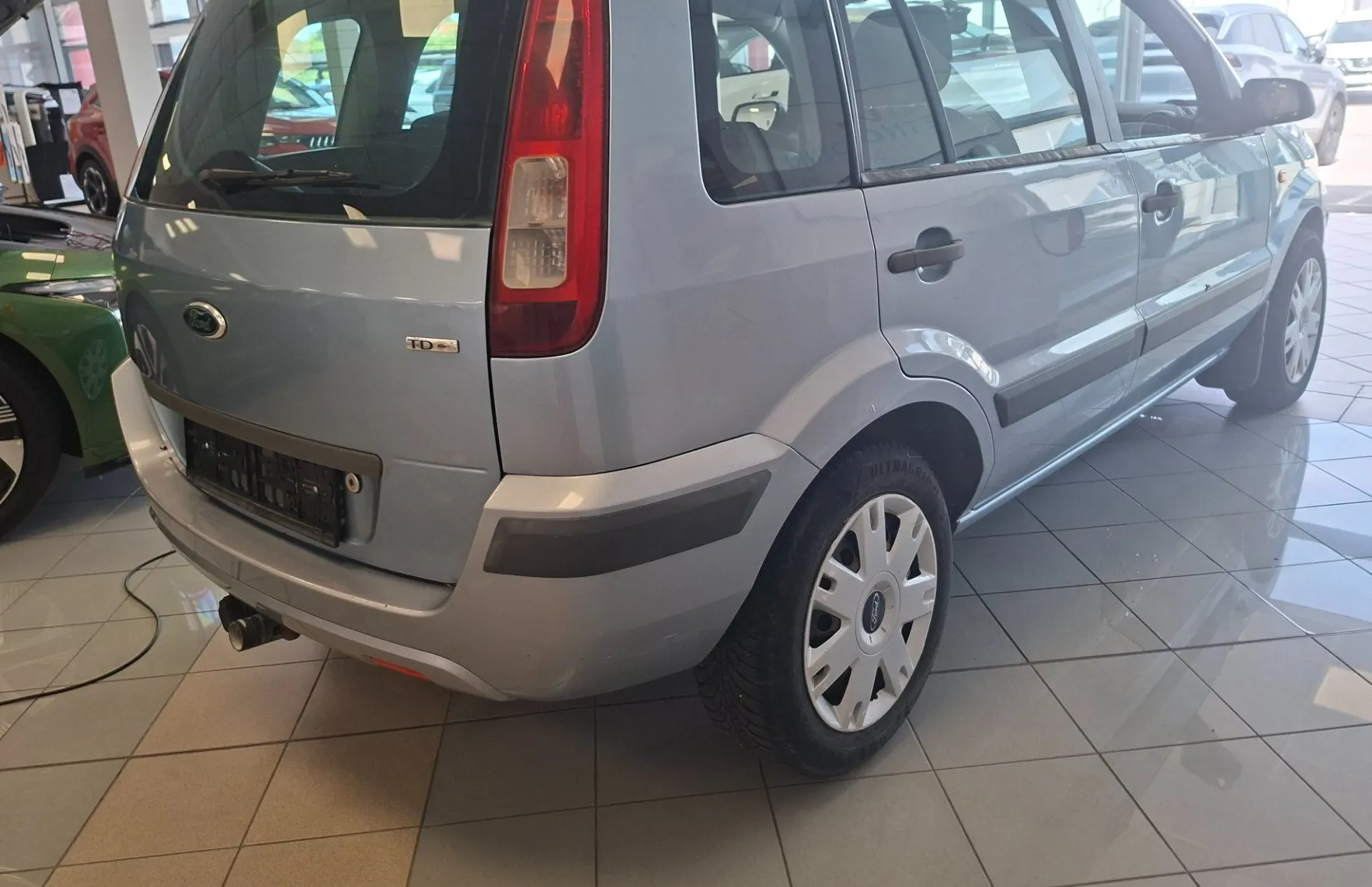 Zunanja slika - Ford Fusion - Comfort 1.4 TDCi - 4