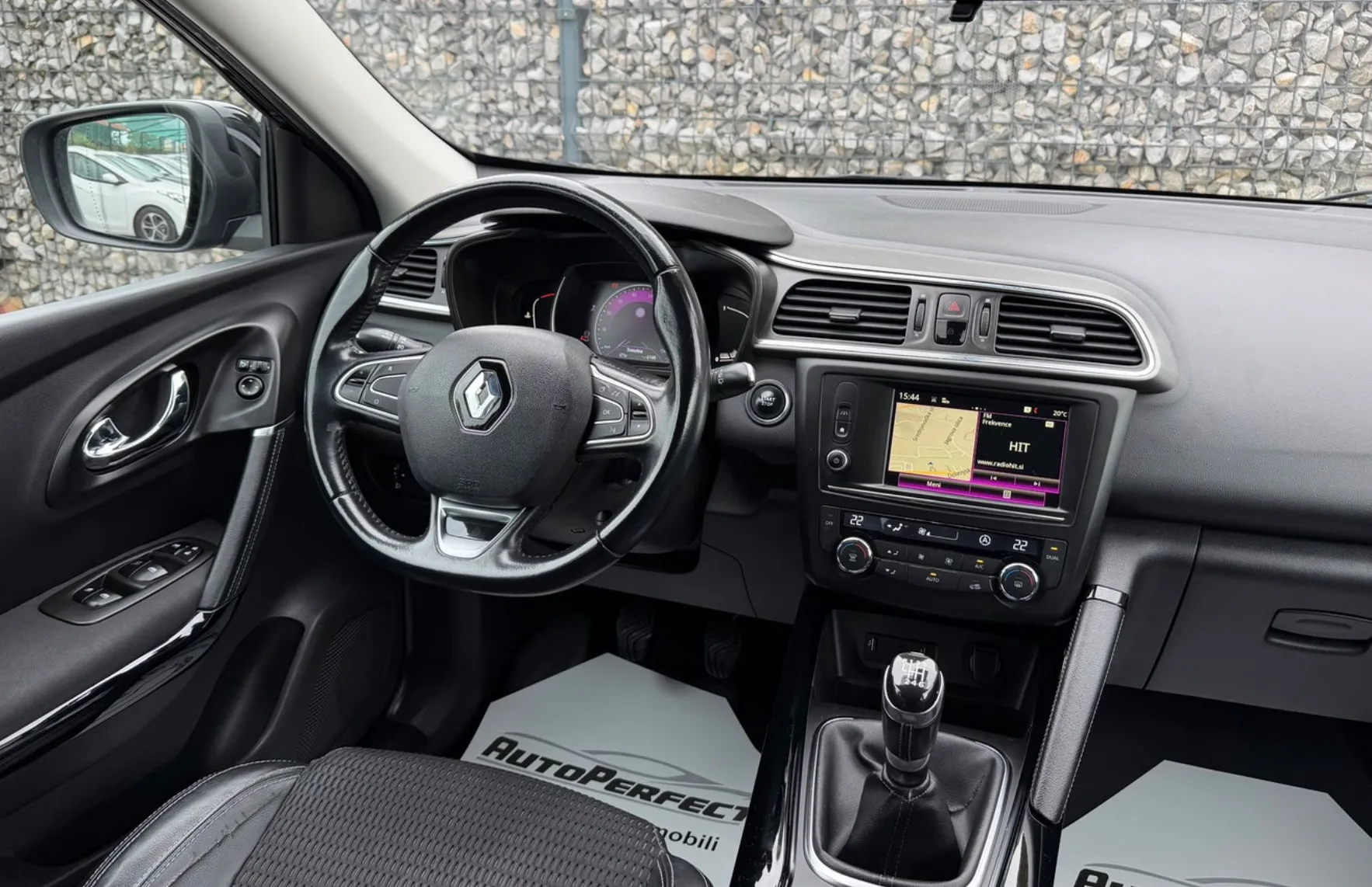 Zunanja slika - Renault Kadjar - dCi 110 Energy Graphite |KEYLESS|KAM|NAVI|PDC| - 14