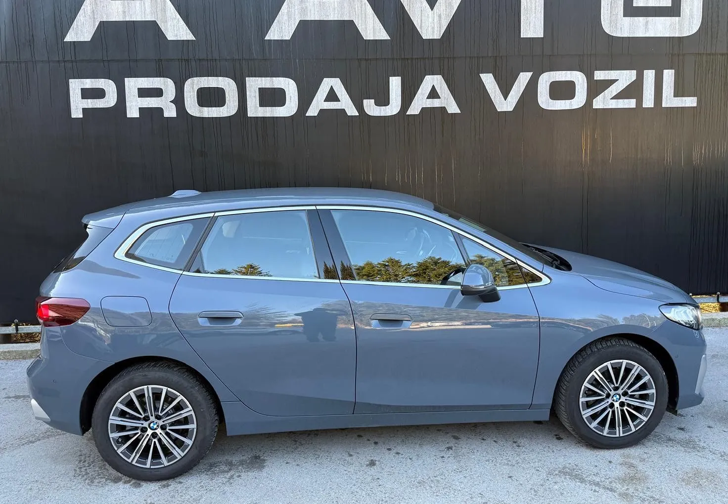 Zunanja slika - BMW Serija 2 - Active Tourer: 218d AVT.-ALU-NAVI-KAMERA-USNJE-SAMO 29.0 - 3