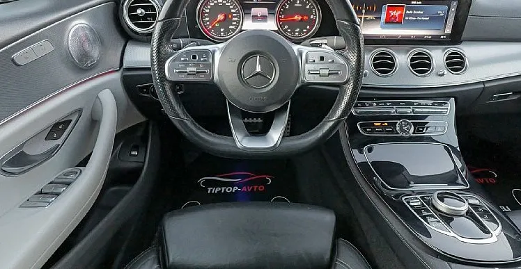 Zunanja slika - Mercedes-Benz E-Razred - E300d•AMG Line•NAVI+•BURMESTER•GR.SED•KAM•KLJUKA - 13