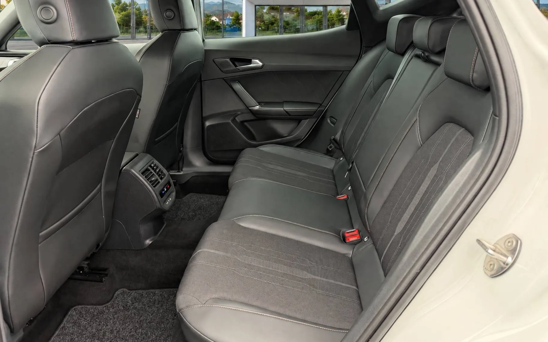 Zunanja slika - Cupra Formentor - 1.4 eHybrid DSG-DCC-ACC-Mrtvi kot-360 kamera-Navi. - 6