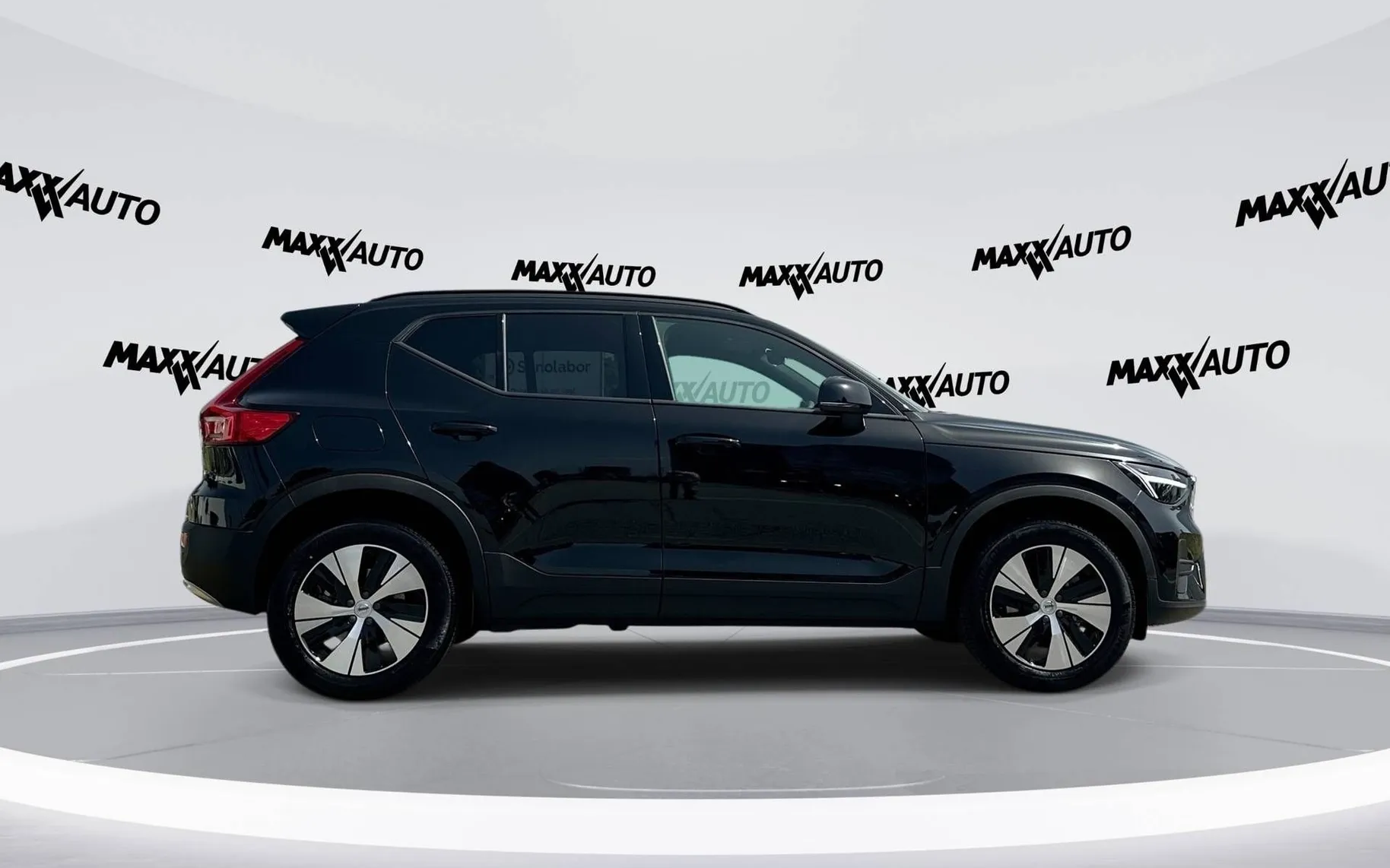 Zunanja slika - Volvo XC40 - B3 P Core Avt. - 4