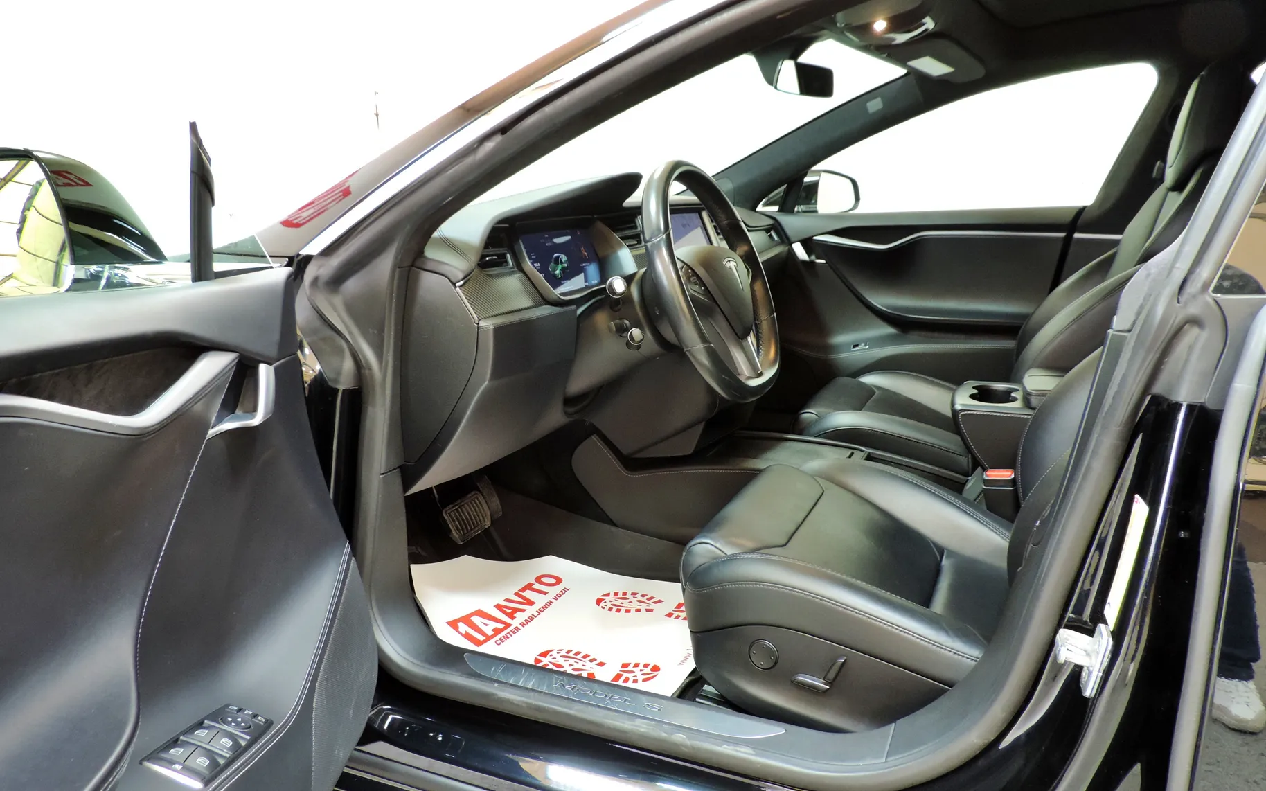 Zunanja slika - Tesla Model S - 100D - 9