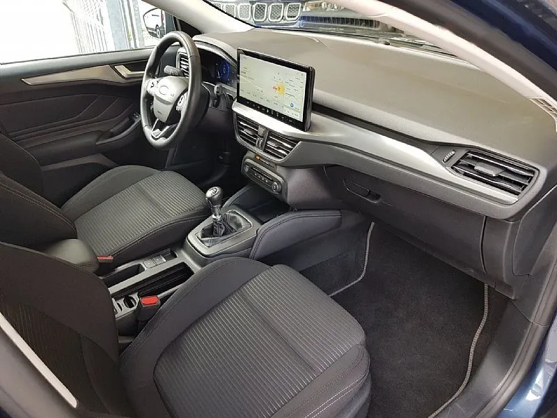 Zunanja slika - Ford Focus - Karavan 1.0 EcoBoost 125 mHEV Titanium X - 9