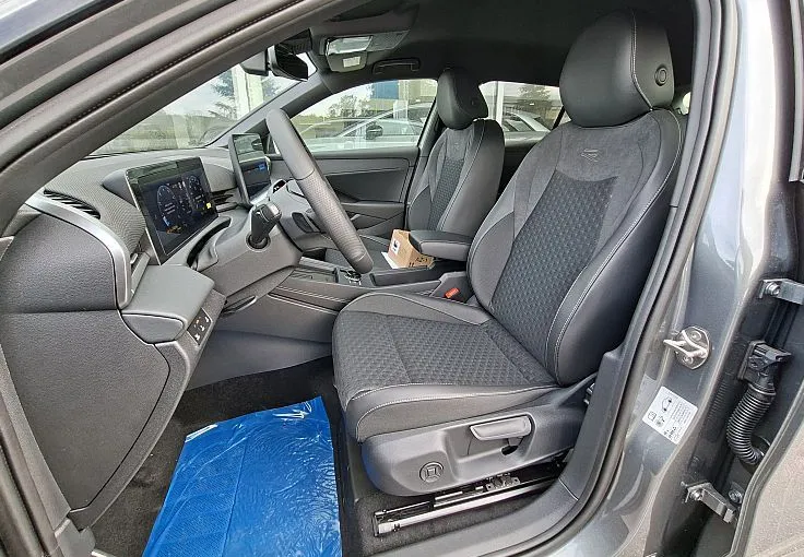 Zunanja slika - Volkswagen T-Roc - 1.5 eTSI R-line DSG 110  150 - 8