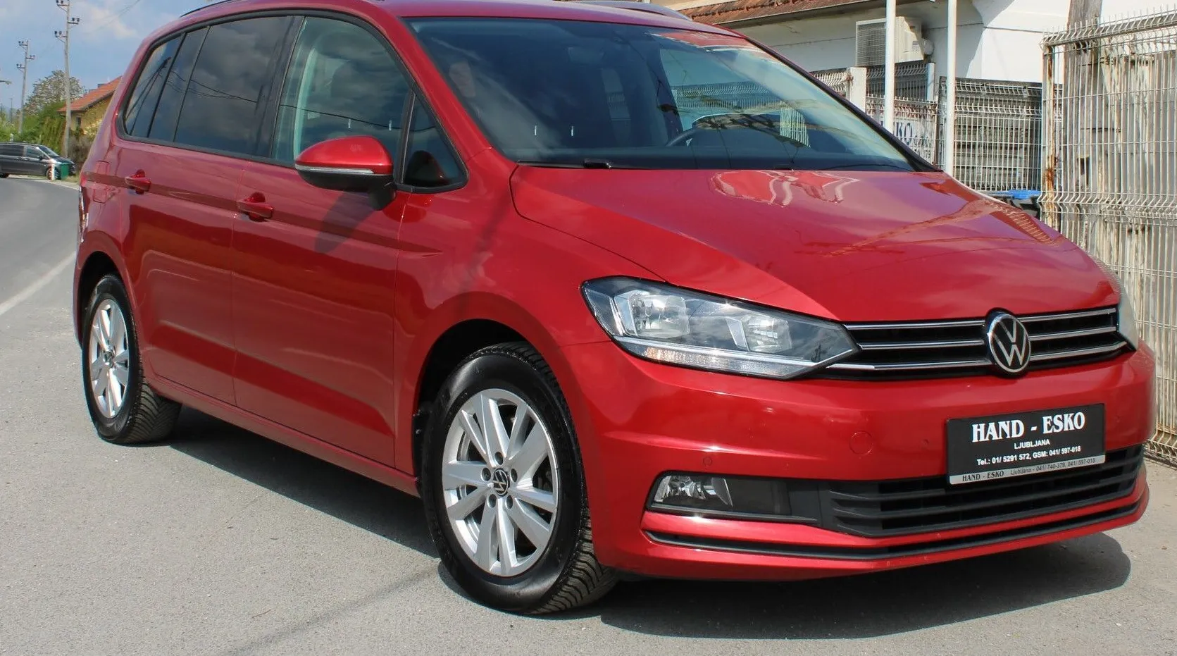 Zunanja slika - Volkswagen Touran - 2.0 TDI BMT Lounge DSG-KAMERA-NAVI-ALU-PDC - 3